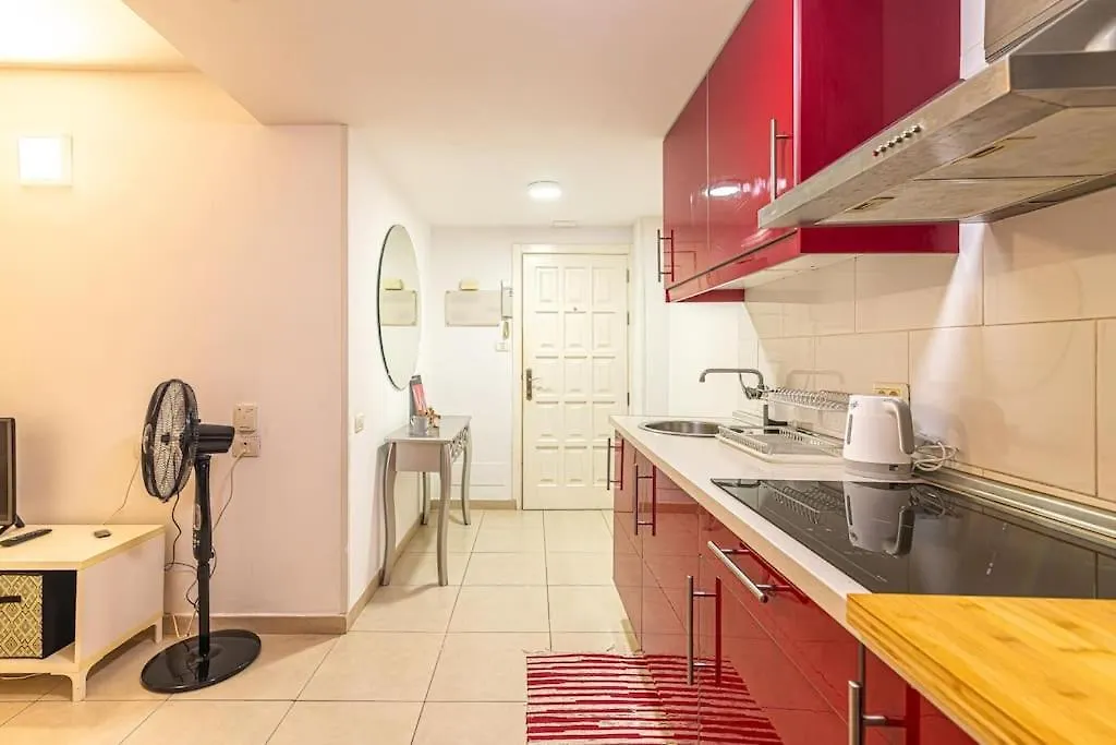 As De Casas - Los Cristianos Steps From The Sea Apartment Arona